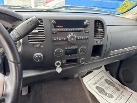 More photos of 2013 GMC Sierra 1500 SLE at Hi Lo Auto Sales, MD