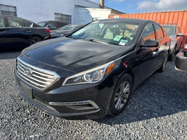 2015 Hyundai Sonata SE's photo