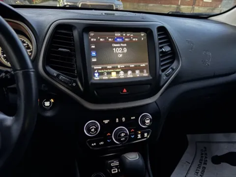 More photos of 2016 Jeep Cherokee 75th Anniversary Edition at Hi Lo Auto Sales - Frederick - Route 40, MD