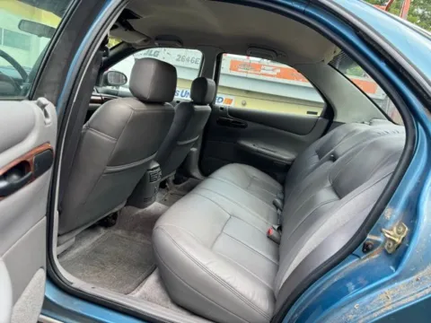 More photos of 1993 Chrysler Concorde at Hi Lo Auto Sales, MD