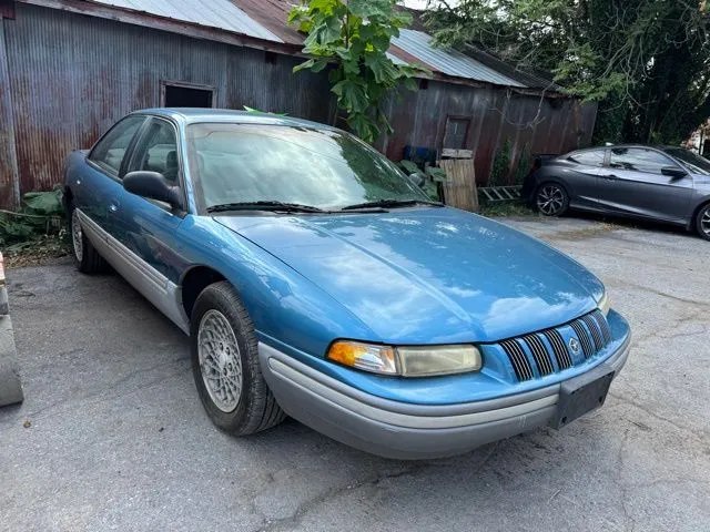 1993 Chrysler Concorde - Photo 2