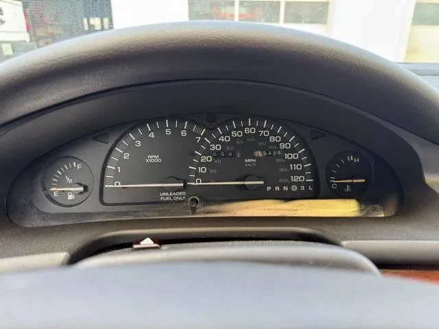 Chrysler Concorde photo 5