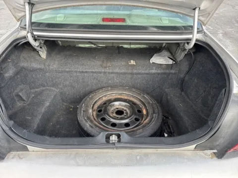 More photos of 2009 Ford Crown Victoria Police Interceptor at Hi Lo Auto Sales - Frederick - Route 40, MD