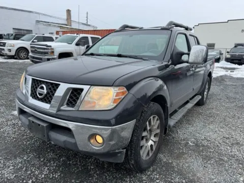 Gray 2010 Nissan Frontier LE for sale in Frederick, MD