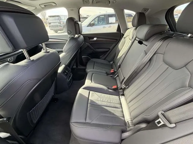 2024 Audi Q5 Premium Plus - Photo 9