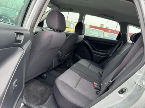 Photos of 2006 Pontiac Vibe for sale in Frederick, MD at Hi Lo Auto Sales - Frederick - Route 40