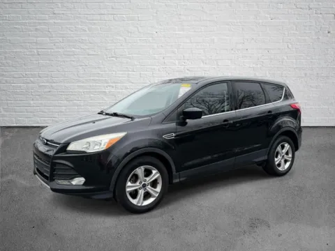 Black 2015 Ford Escape SE for sale in Frederick, MD