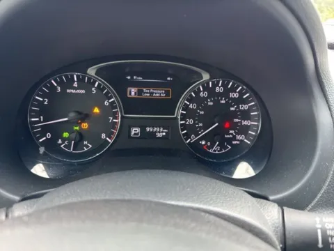 More photos of 2013 Nissan Altima 2.5 SL at Hi Lo Auto Sales - Frederick - Route 40, MD