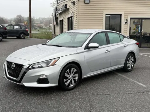 Photos of 2020 Nissan Altima 2.5 S for sale in Frederick, MD at Hi Lo Auto Sales - Frederick - Route 40