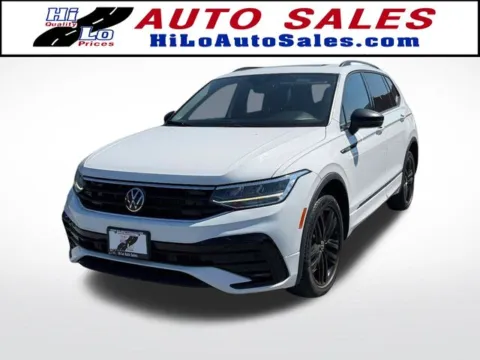 White 2022 Volkswagen Tiguan 2.0T SE R-Line Black for sale in Frederick, MD