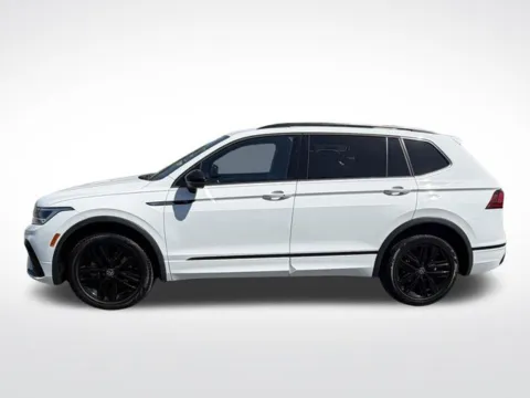 Photos of 2022 Volkswagen Tiguan 2.0T SE R-Line Black for sale in Frederick, MD at Hi Lo Auto Sales