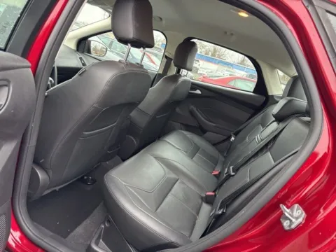 Photos of 2015 Ford Focus SE for sale in Frederick, MD at Hi Lo Auto Sales - Frederick - Route 40