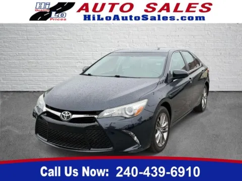 Gray 2015 Toyota Camry SE for sale in Frederick, MD
