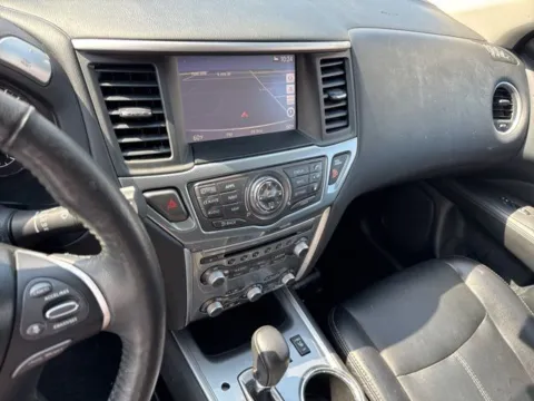 More photos of 2019 Nissan Pathfinder SL at Hi Lo Auto Sales - Frederick - Route 40, MD