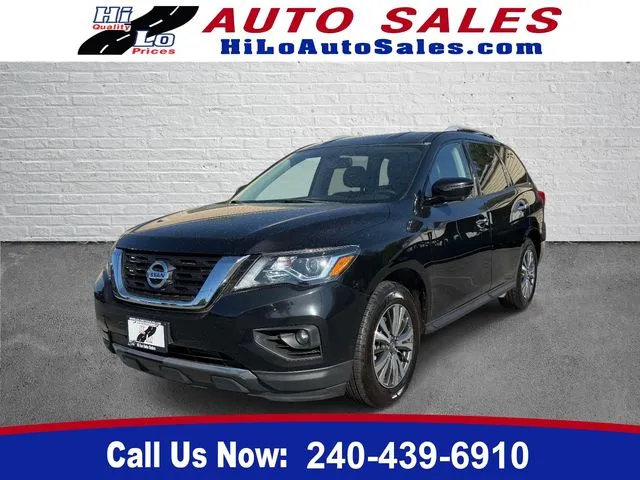 2019 Nissan Pathfinder SL 4WD's photo
