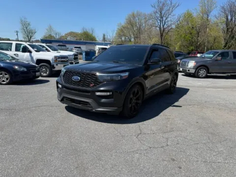 Black 2023 Ford Explorer ST for sale in Frederick, MD