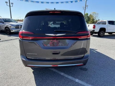 More photos of 2022 Chrysler Pacifica Touring L at Hi Lo Auto Sales - Frederick - Route 40, MD