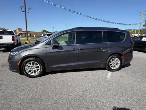 Photos of 2022 Chrysler Pacifica Touring L for sale in Frederick, MD at Hi Lo Auto Sales