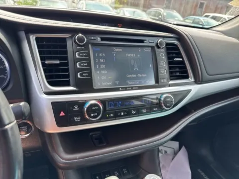 More photos of 2019 Toyota Highlander XLE at Hi Lo Auto Sales - Frederick - Route 40, MD