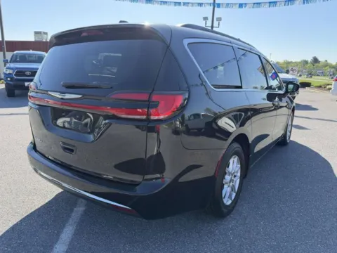 More photos of 2022 Chrysler Pacifica Touring L at Hi Lo Auto Sales, MD