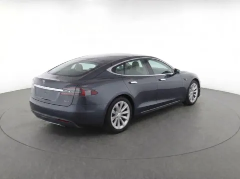 More photos of 2016 Tesla Model S 90D at Hi Lo Auto Sales - Frederick - Route 40, MD