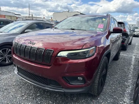 Red 2019 Jeep Cherokee Altitude for sale in Frederick, MD