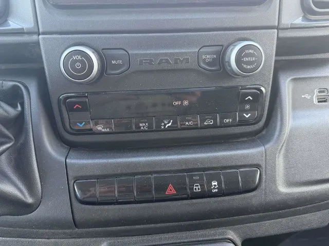 Ram ProMaster 2500 photo 11
