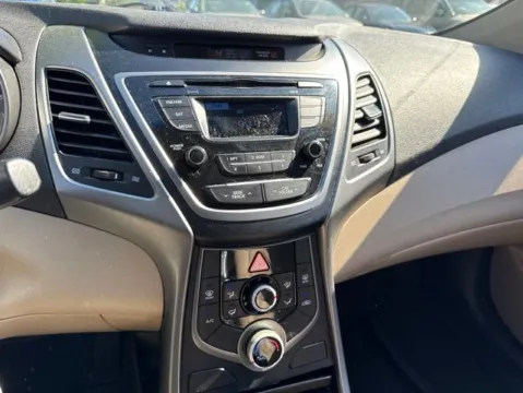 More photos of 2016 Hyundai Elantra SE at Hi Lo Auto Sales - Frederick - Route 40, MD