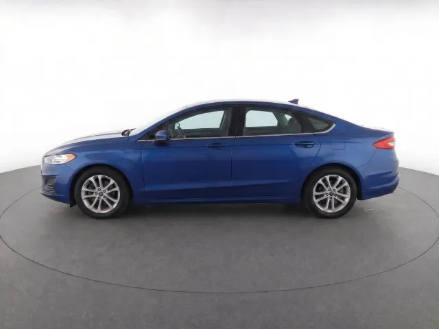 Ford Fusion photo 7