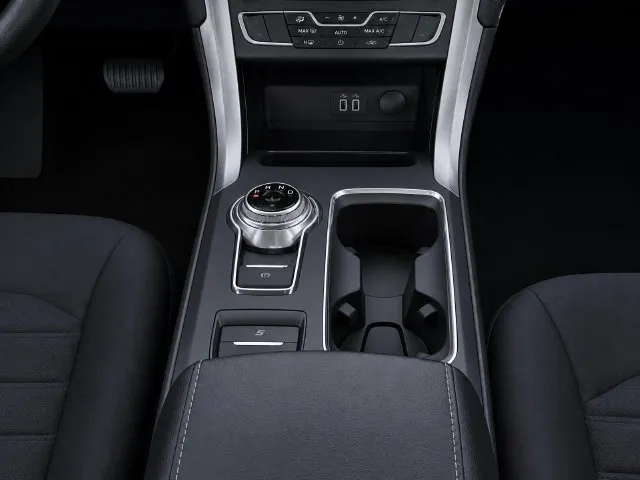 Ford Fusion photo 27