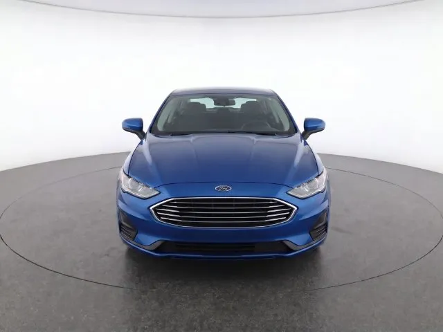 Ford Fusion photo 5