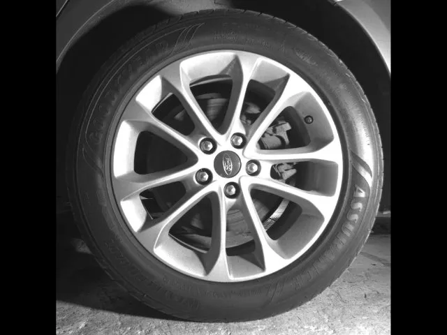 Ford Fusion photo 12