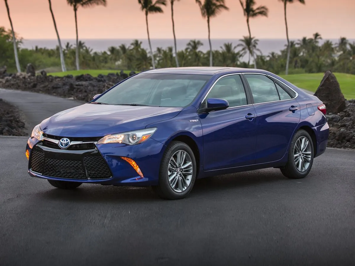 2016 Toyota Camry Hybrid SE for sale in Frederick, MD
