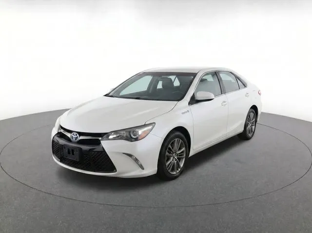 2016 Toyota Camry 2.5 Auto SE Hybrid's photo