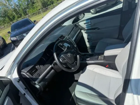 More photos of 2016 Toyota Camry Hybrid SE at Hi Lo Auto Sales - Frederick - Route 40, MD