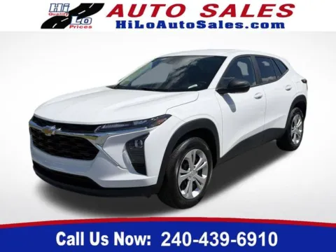 White 2024 Chevrolet Trax LS for sale in Frederick, MD