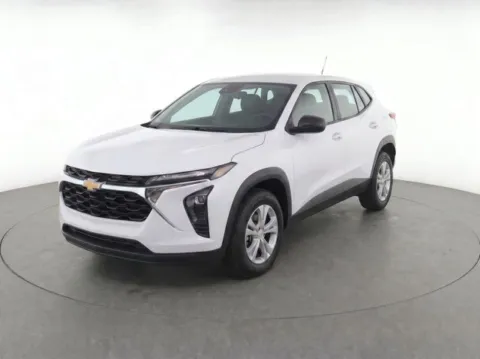 Photos of 2024 Chevrolet Trax LS for sale in Frederick, MD at Hi Lo Auto Sales - Frederick - Route 40