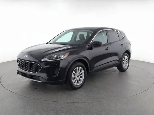 Black 2020 Ford Escape SE for sale in Frederick, MD
