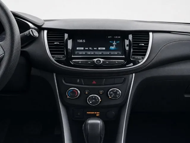 Chevrolet Trax photo 23