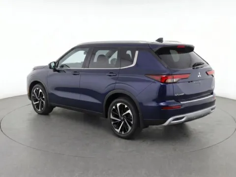 More photos of 2023 Mitsubishi Outlander SEL at Hi Lo Auto Sales, MD