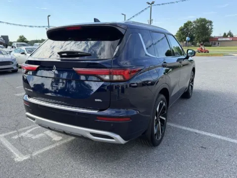 More photos of 2023 Mitsubishi Outlander SEL at Hi Lo Auto Sales, MD