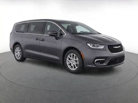 Photos of 2023 Chrysler Pacifica Touring L for sale in Frederick, MD at Hi Lo Auto Sales