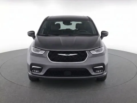 More photos of 2023 Chrysler Pacifica Touring L at Hi Lo Auto Sales, MD