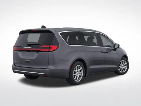 More photos of 2023 Chrysler Pacifica Touring L at Hi Lo Auto Sales, MD