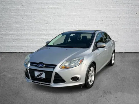 Silver 2014 Ford Focus SE for sale in Frederick, MD