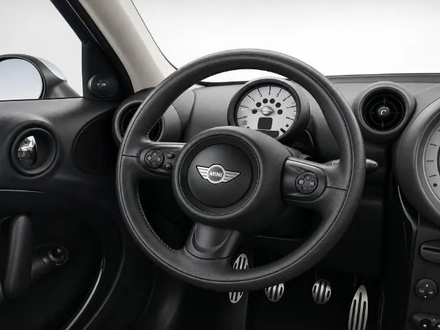 Mini Cooper photo 23