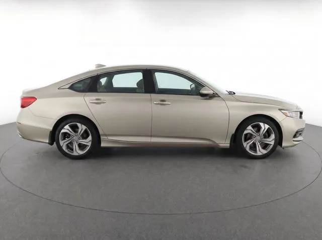 2019 Honda Accord EX - Photo 9