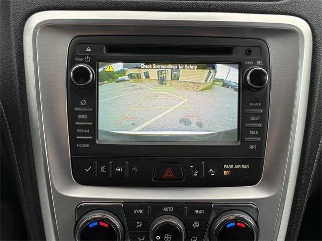 GMC Acadia photo 23
