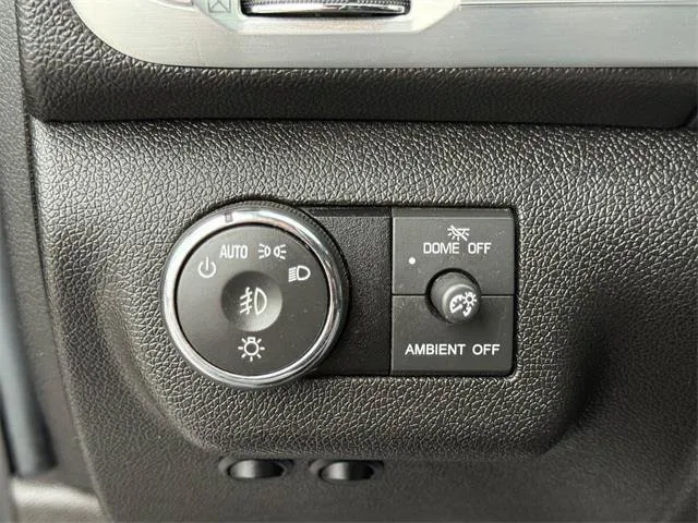 GMC Acadia photo 18