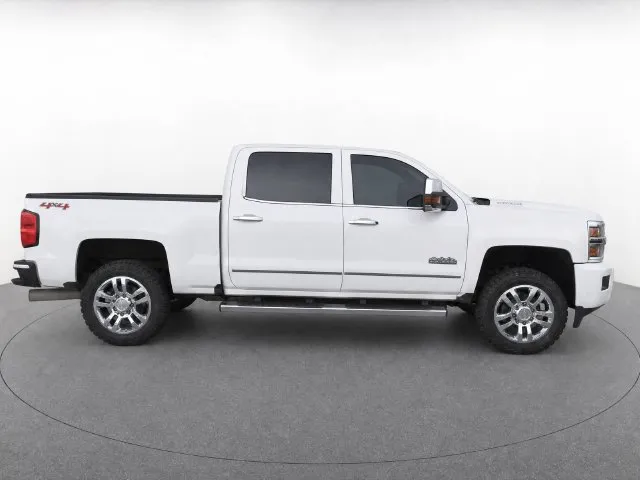 Chevrolet Silverado photo 8